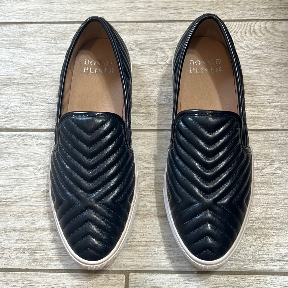 Donald Pliner Dark Blue Pammy Shoes-7M